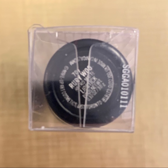 MAC Ruby Woo💋 - Picture 10 of 10